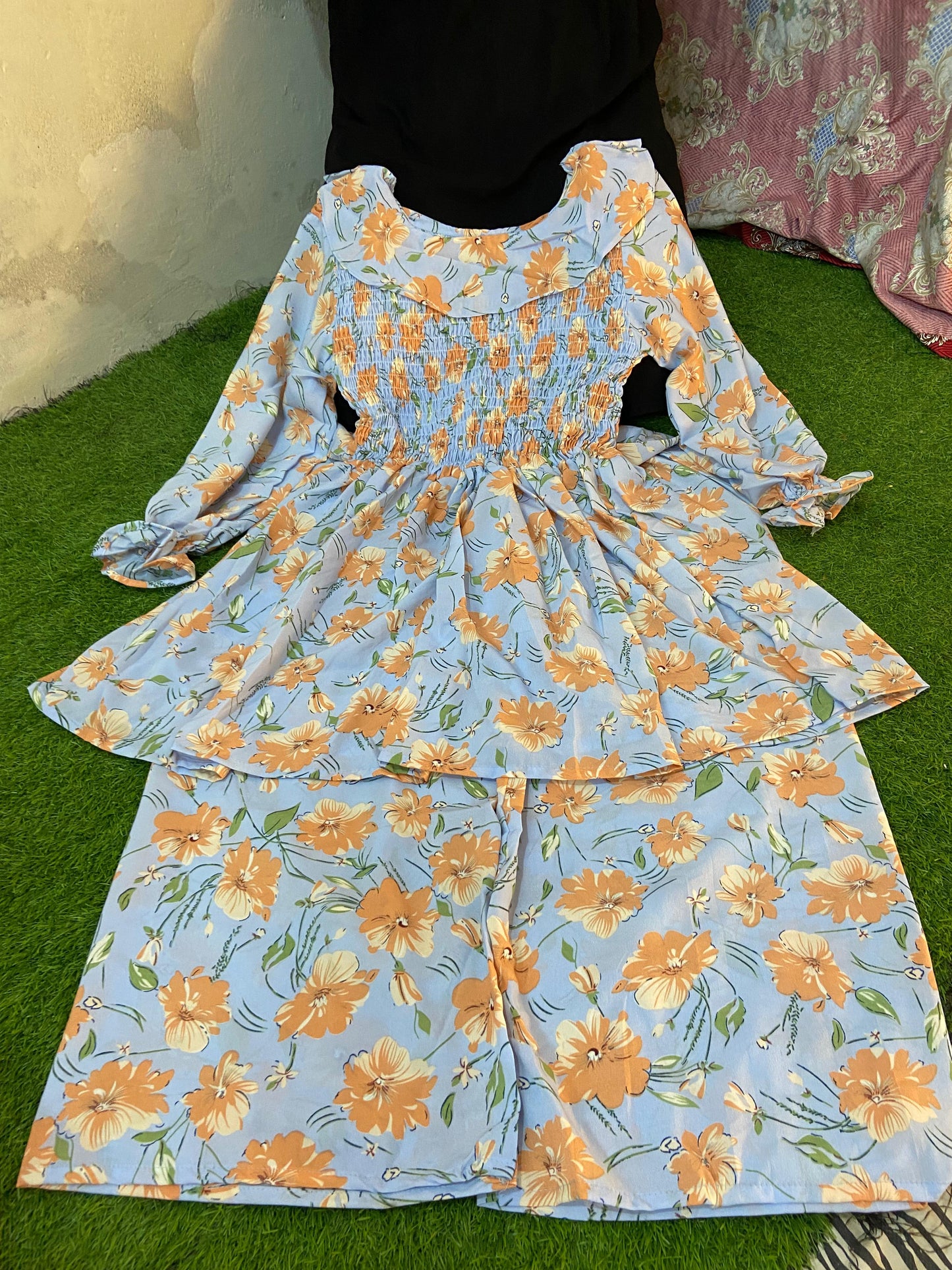 Smoke frock 2piecs